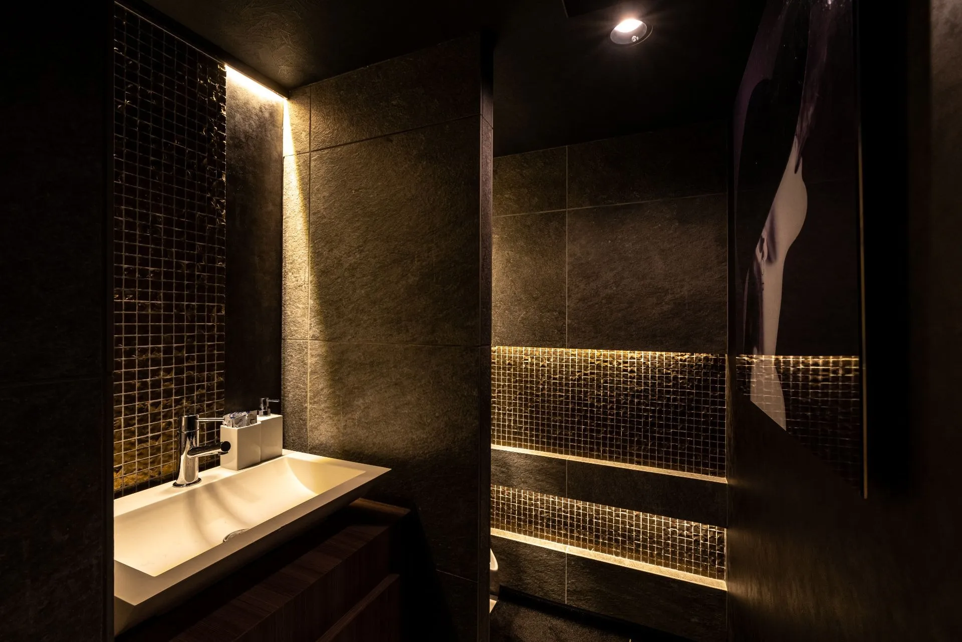 SHINJUKU BAR