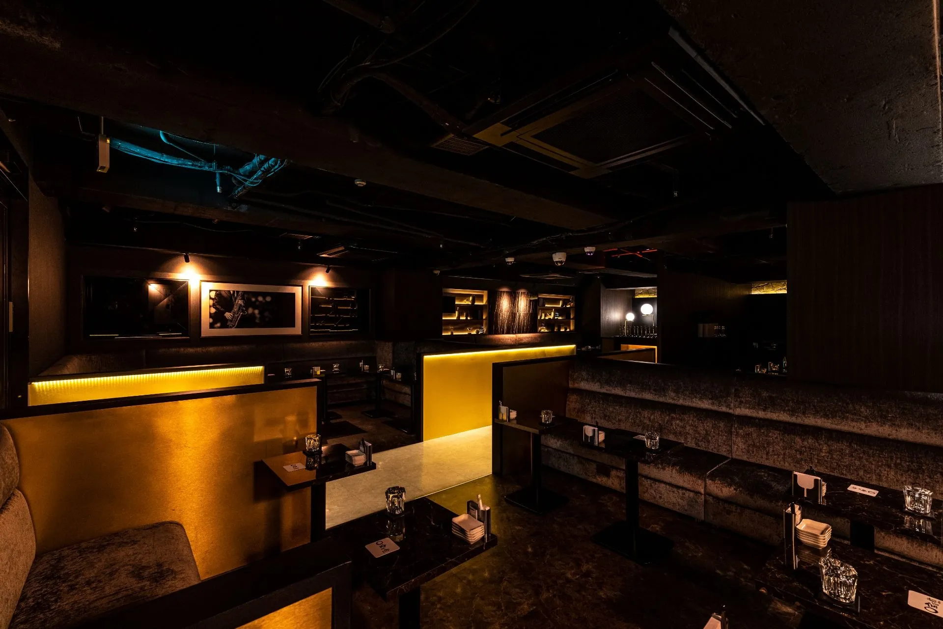 SHINJUKU BAR