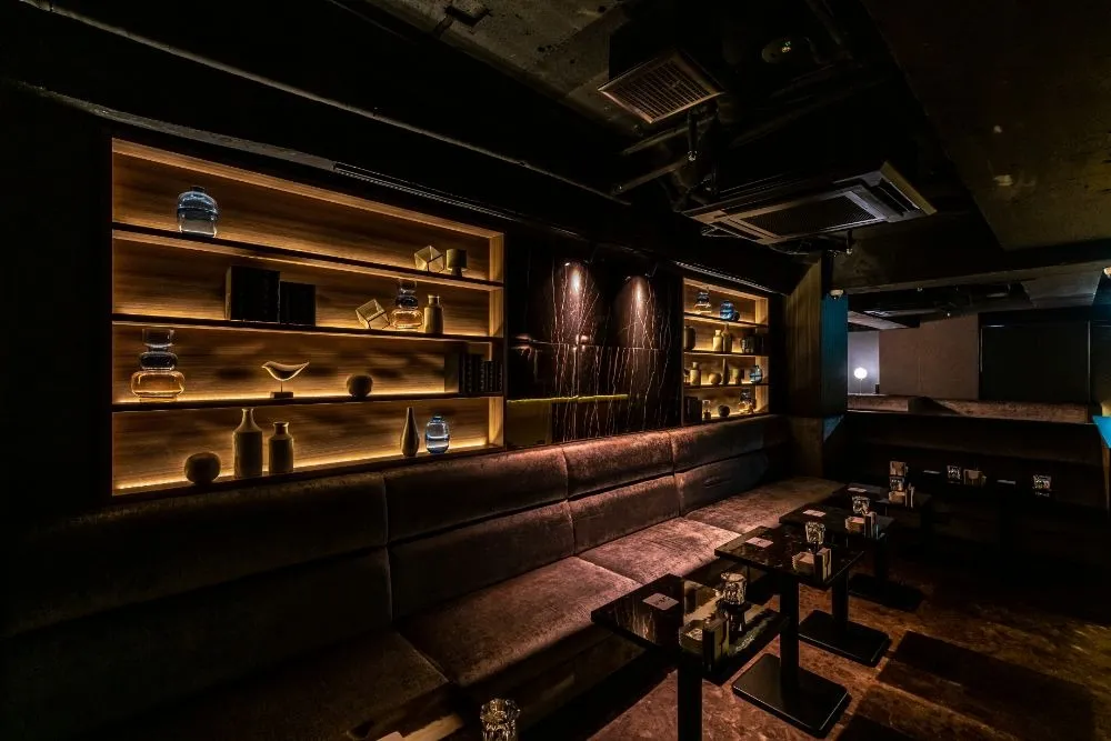 SHINJUKU BAR