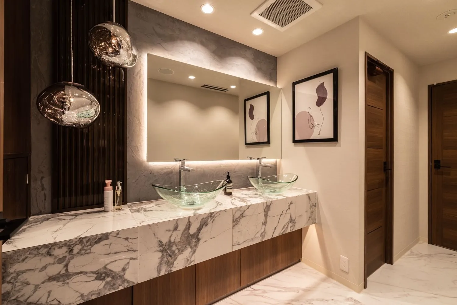 BEAUTY CLINIC