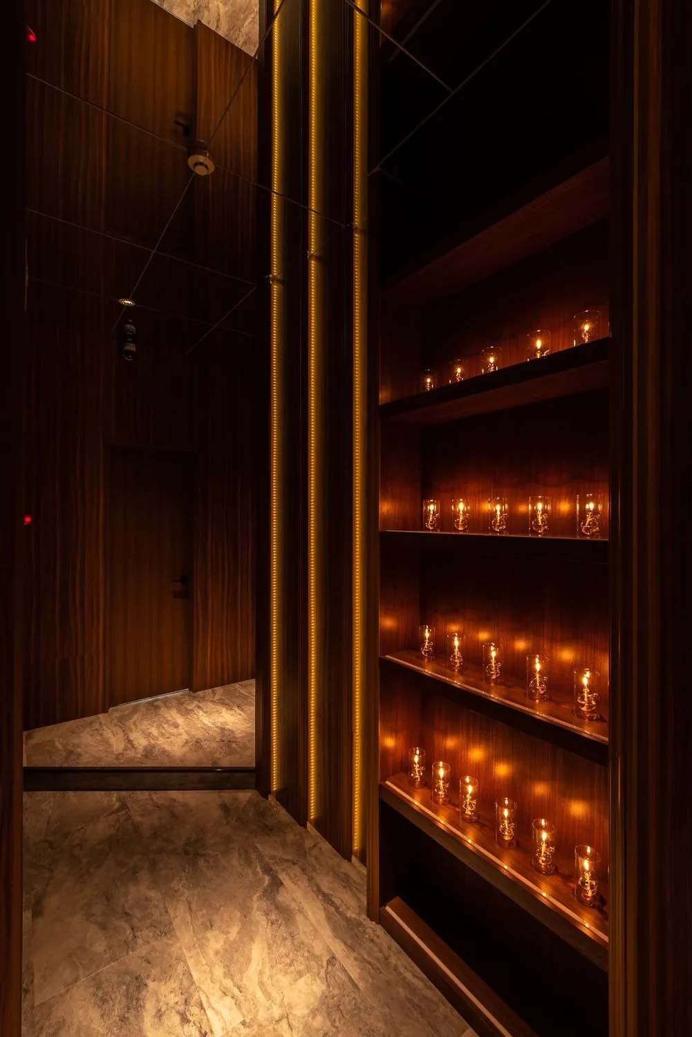 UENO LOUNGE
