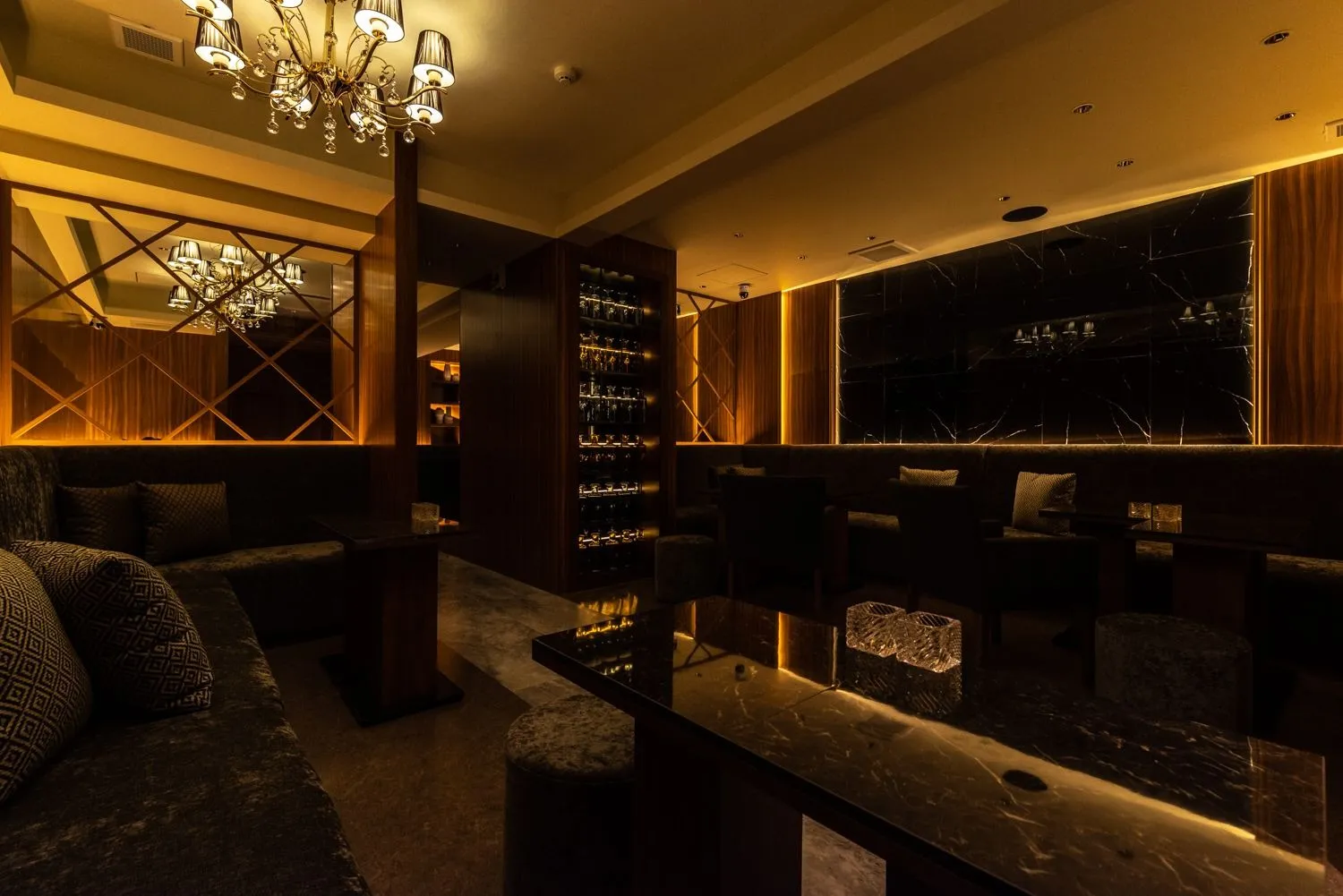 UENO LOUNGE