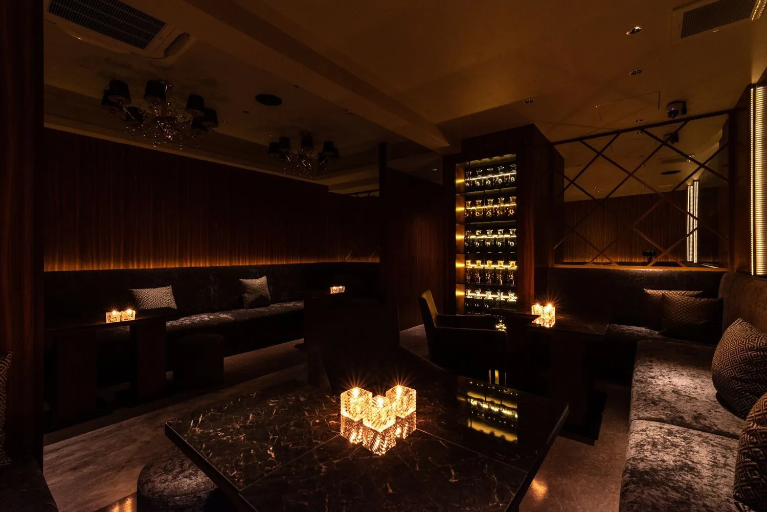 UENO LOUNGE