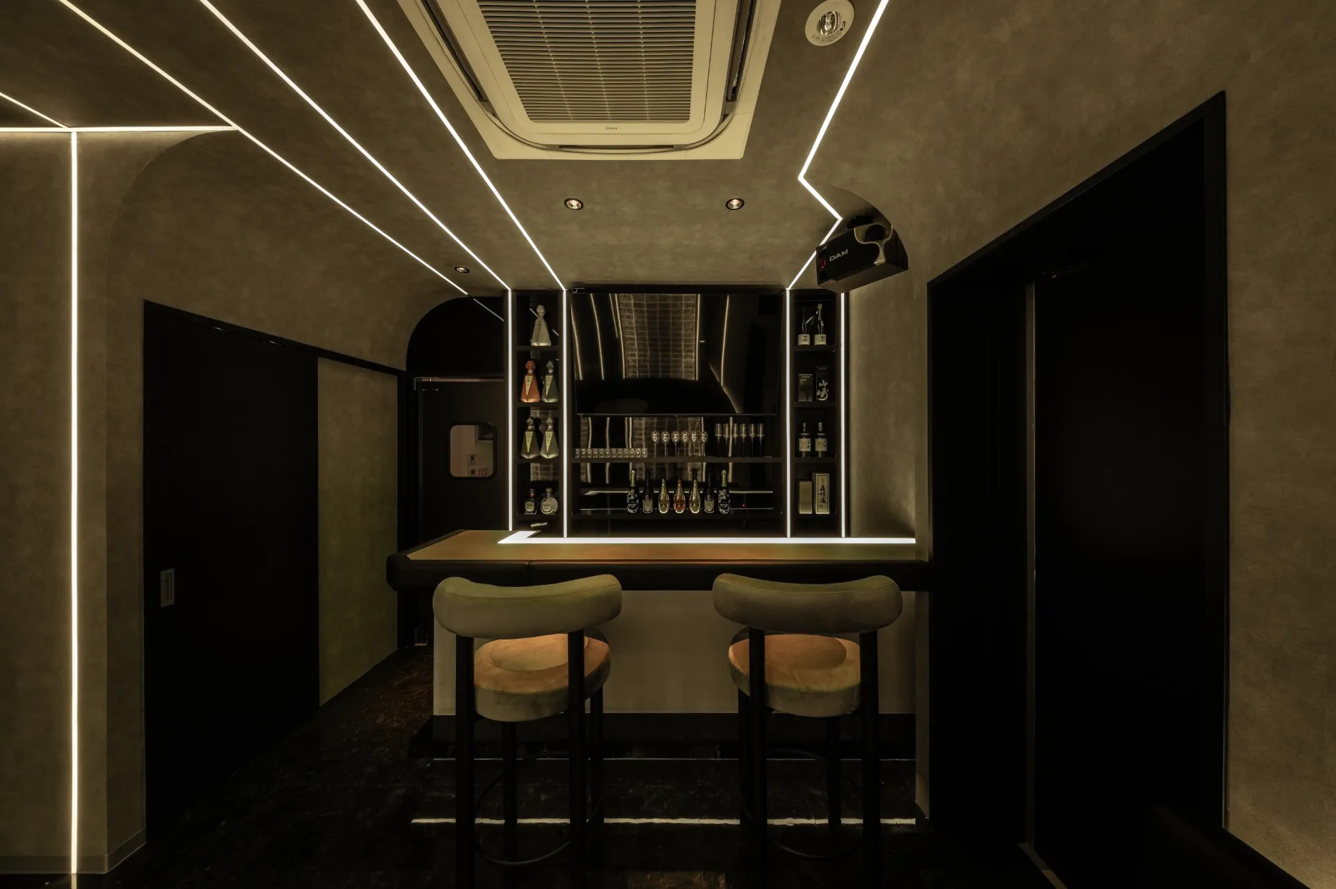 DAIKANYAMA BAR