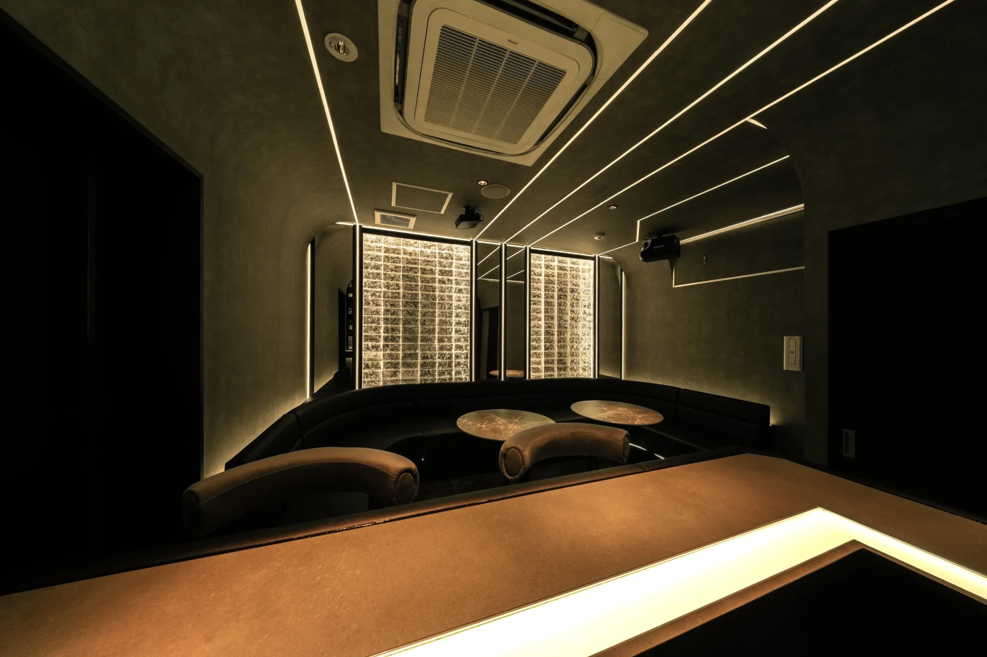 DAIKANYAMA BAR